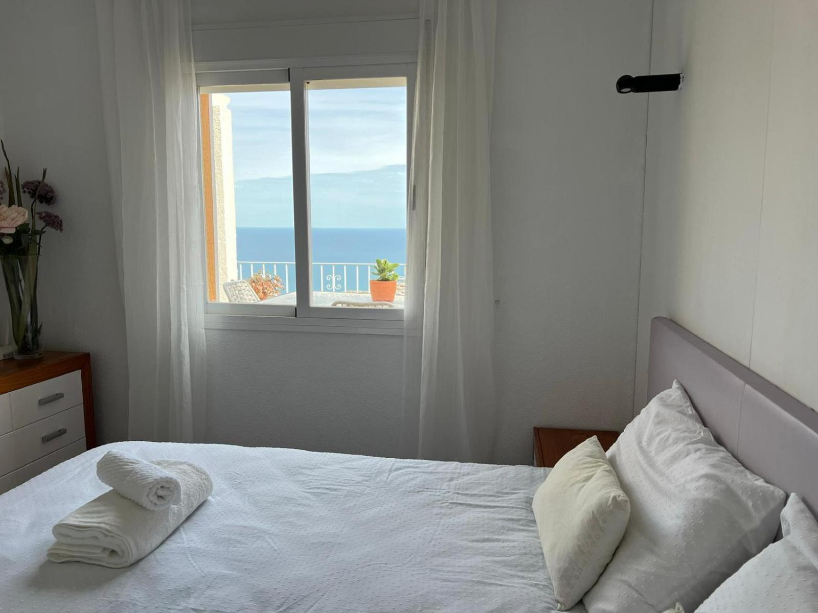 Apartamento Con Vistas Al Mar Cumbre Del Sol By Alterhome Bagian luar foto