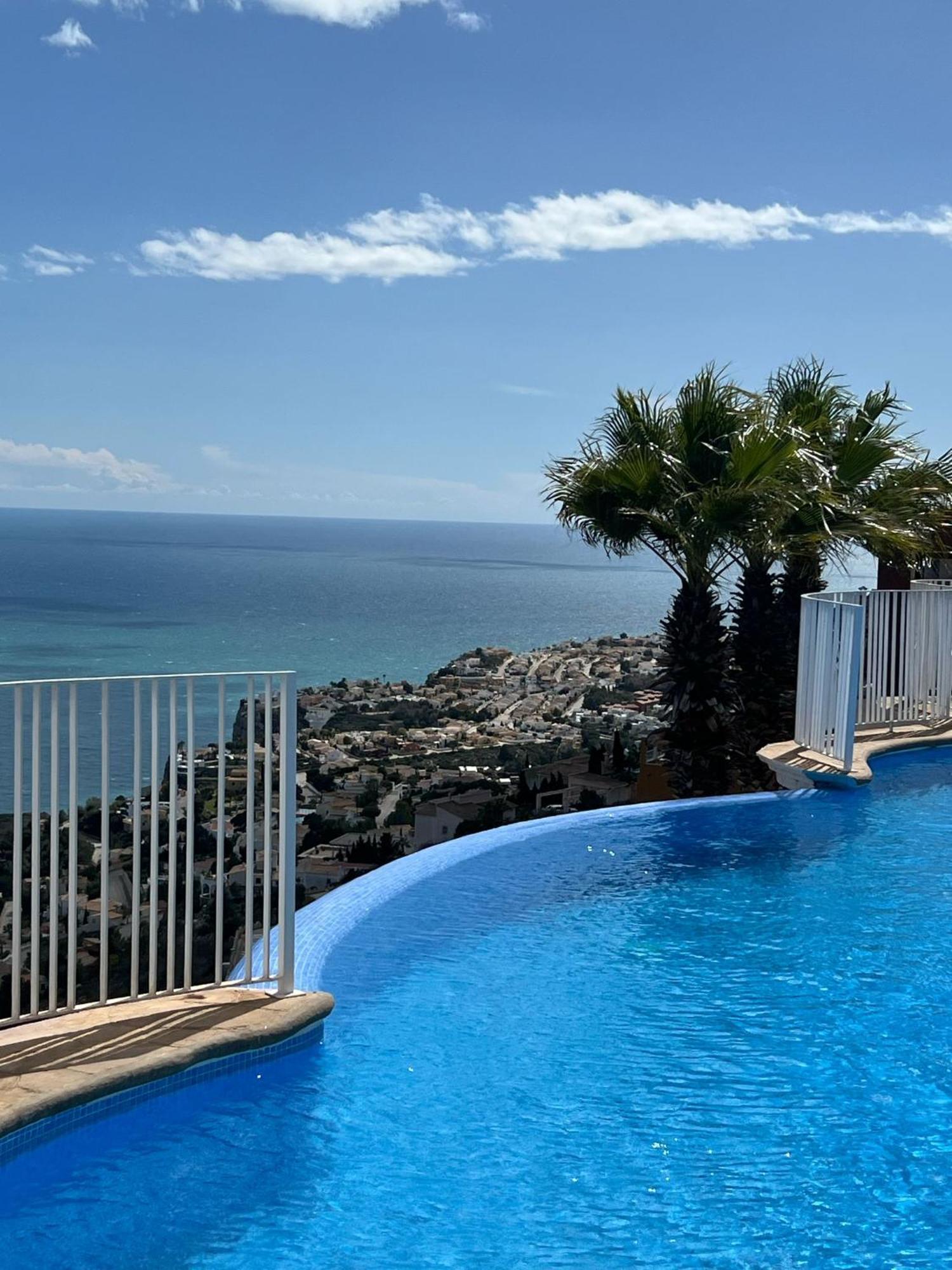 Apartamento Con Vistas Al Mar Cumbre Del Sol By Alterhome Bagian luar foto